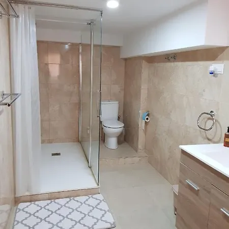 בית הארחה Deluxe Athos 50 Mp Garden Patio Golf & בנאלמדנה