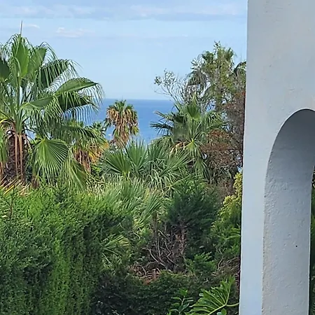 Deluxe Athos 50 Mp Garden Patio Golf & Vendégház Benalmádena