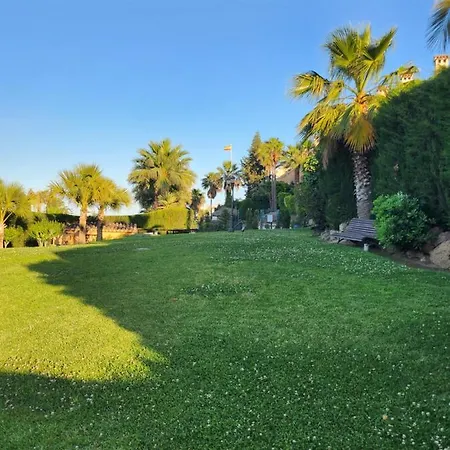 Πανσιόν Deluxe Athos 50 Mp Garden Patio Golf & *